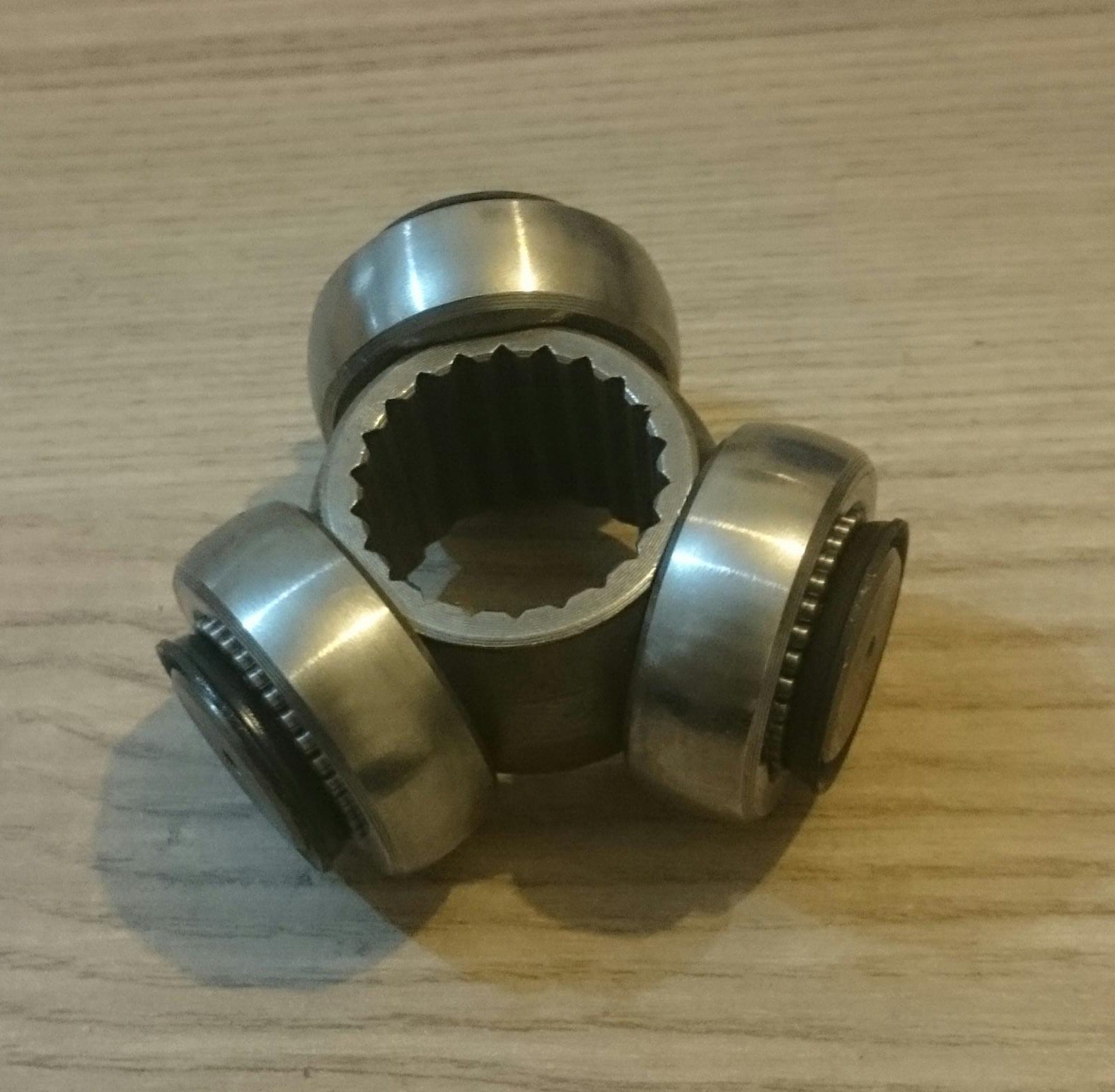 FIAT ALBEA PALIO 1,2 BENZİNLİ 2002 SONRASI - AKS MAFSALI (LALESİ)